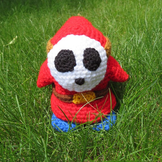 Shy Guy CROCHET PATTERN instructions amigurumi Mario Brothers