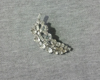Vintage Rhinestone Leaf Brooch/Pin