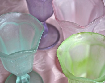 sundae glasses-ice cream sundae glasses-frosted glass sundae glasses-glittered sundae glasses-pastel sundae cups-pastel glasses