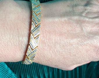 7.25 inch dual tone bracelet