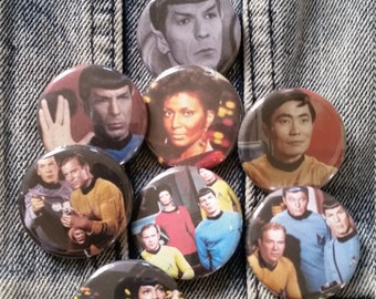 Your choice Star Trek show cast handmade 1-1/4 inch pinback button pin pins buttons pingame badge badges