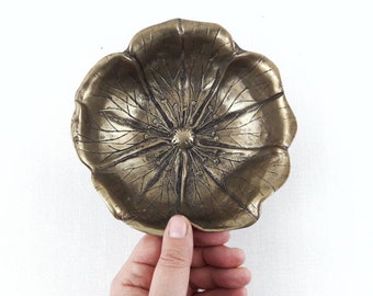Vintage Brass Trinket Bowl Dish Flower Shaped