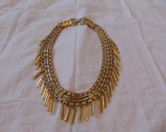 vintage gold tone cleopatra necklace dangles