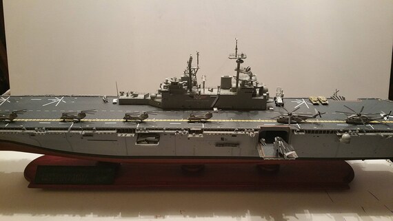 即出荷】- MODELS 1/350 USS Iwo Jima L - lyceemaputo.org