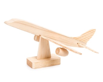 Jumbo jet wood model airplane kit