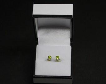 Sterling silver peridot stud earrings