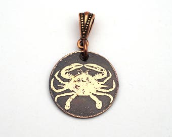 Small crab pendant, round etched crustacean, Zodiac Cancer jewelry, 22mm
