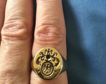 Vintage 14k Crest Ring