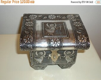 50% OFF Angel Embossed Aluminum Jewelry/Trinket Box
