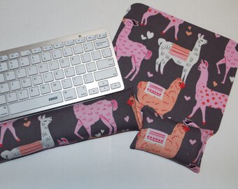 llamas - Mouse pad set - mouse wrist rest - keyboard rest - alpacas - coworker gift, under 50, office accessories, desk, cubical decor