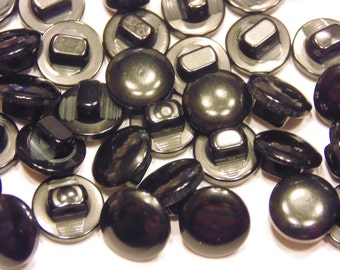 15 black shank buttons, 10 mm (B2)