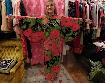 Vintage 1960's Muumuu,Caftan Floral print