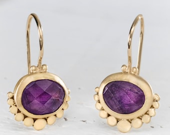 Solid gold earrings, 22k gold earrings, Amethyst fine gold jewelry, Gemstone earrings, Gold and amethyst earrings, 22k dangle earrings
