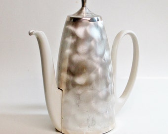 Insulated Tea Pot / Coffee Pot / Pitcher / Silver Plated / Serving Dining