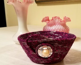 Purple Basket 4.5" base, 7" opening, 3" tall