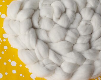 1 lb. Undyed Merino Roving--Untreated Wool Spinning Fibre, 22 microns