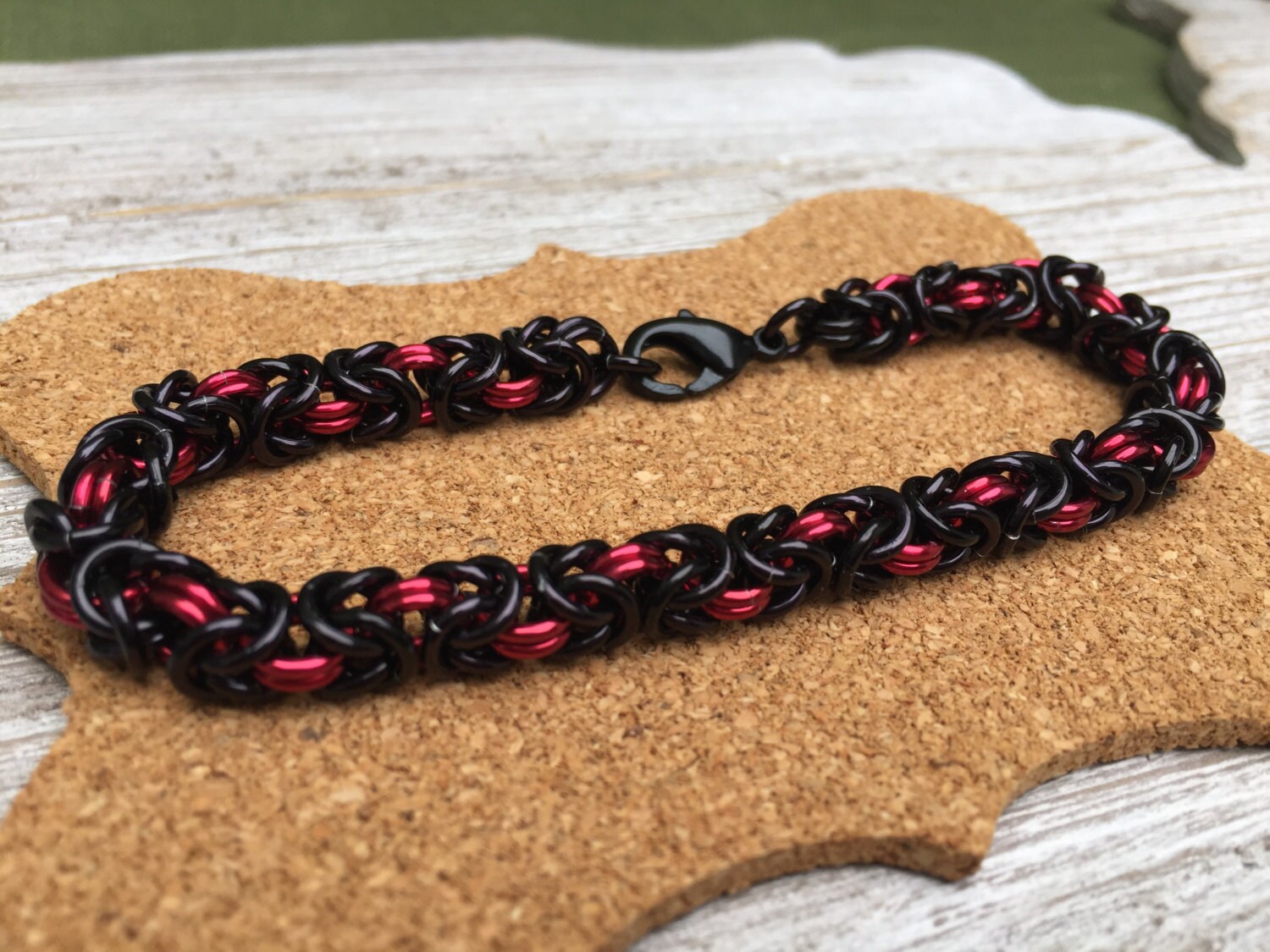 Byzantine Chainmail Bracelet Black and Red