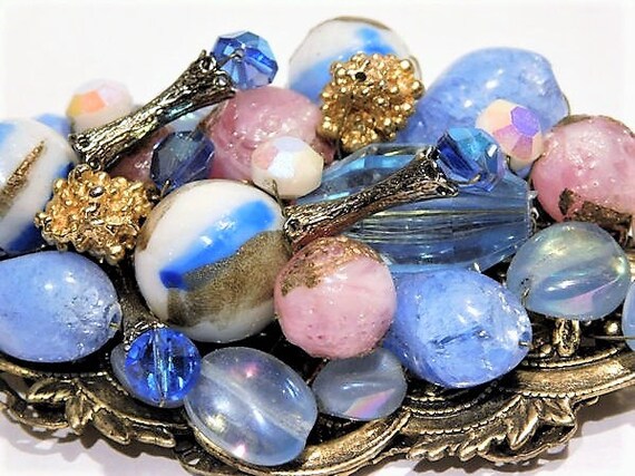 Miriam Haskell Style Art Glass Brooch