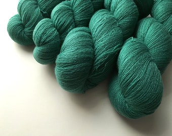 Reclaimed Lace Yarn - Cashmere - Kelly Green