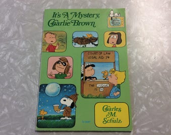Charlie Brown, It’s a Mystery, Peanuts, 1975, Charles Schultz, PB, Scholastic