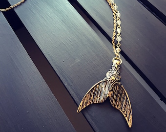 Mermaid tail charm necklace, mermaid necklace, mermaid jewelry, beach jewelry
