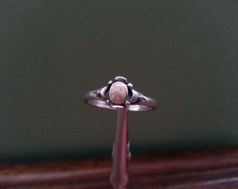 Vintage Sterling Silver and Agate Ring - Size 6 3/4