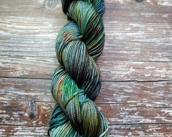 Hand dyed merino worsted weight tonal yarn 100g 218 yards indie dyed merino