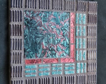 mosaic trivet that can be used as a hot plate.