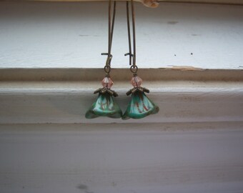 Flower Earrings - Green Czech Bell Flower Earrings - Bell Flower Earrings - Earthy Earrings -Victorian Style