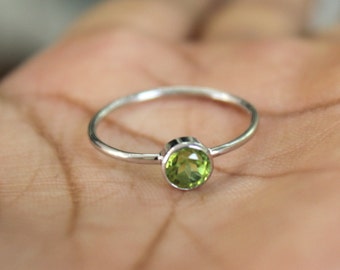 925 Solid Sterling Silver - Natural Peridot Gemstone - Handmade Silver Ring - All Size 3-15