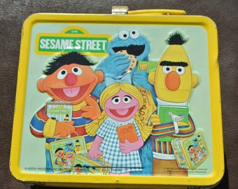 Vintage Lunchbox, Sesame Street Lunchbox, Retro Lunch Tin, Yellow Tin Lunchbox, 1979 Lunchbox