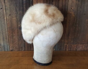 Blonde MINK Fur Hat / 1960's / genuine fur