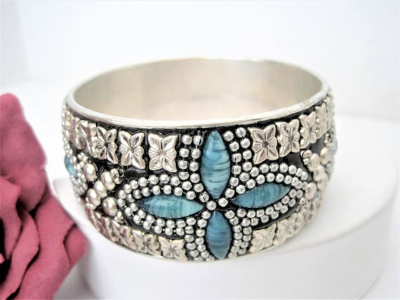 Turquoise Silver Bangle, Aqua Lucite Stones, Wide Silver Tone Bracelet