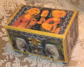 Renaissance Women Trinket Box