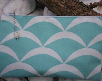 Pouch bag, cosmetic case in canvas
