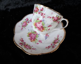 Salisbury Bone China Pink Roses Gold Gilding Scalloped Cup and Saucer