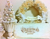 Items similar to Christmas Decor Box, Christmas Centerpiece, Christmas Decoration on Etsy