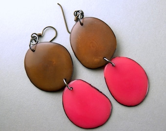 Chocolate and Strawberry Tagua Nut Eco Friendly Earrings with Free USA Shipping #taguanut #ecofriendlyjewelry