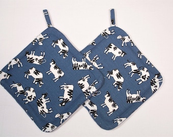 Dairy Cow, Insulated Pot Holders, Set of 2 Hot Pads, Blue Denim Back, Black & White, Farmhouse Style, Trivets, For the Cook, For the Kitchen