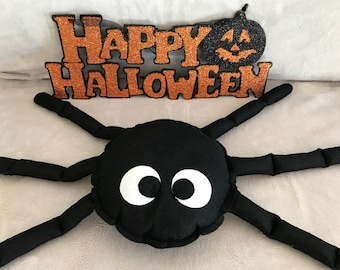 Plush spider Halloween special