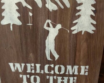 Pallet, Welcome to the course/golf sign/ mountain and trees