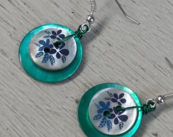 Shell button earrings