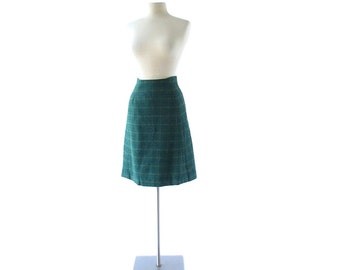 Green Plaid Skirt | 1960s Skirt | 60s Plaid Skirt | 25W XS