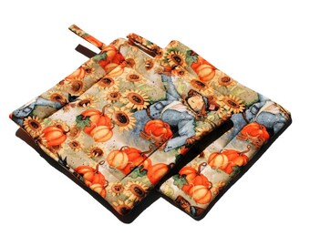 Handmade Quilted Pot Holders Set of 2 Autumn Fall Pumpkins Scarecrow Sunflowers