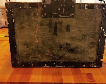 Vintage wooden box