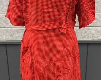 Vintage Dress, 1940's Cotton day dress, hand made , Gingham