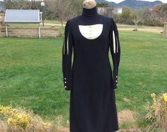Vintage tailored 40s black dress
