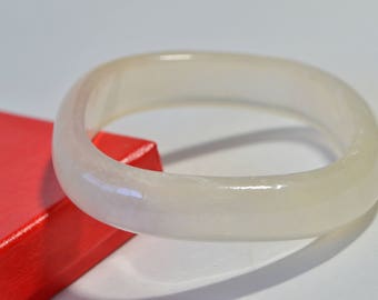 Vintage Clear White Swirl Lucite Bangle Bracelet