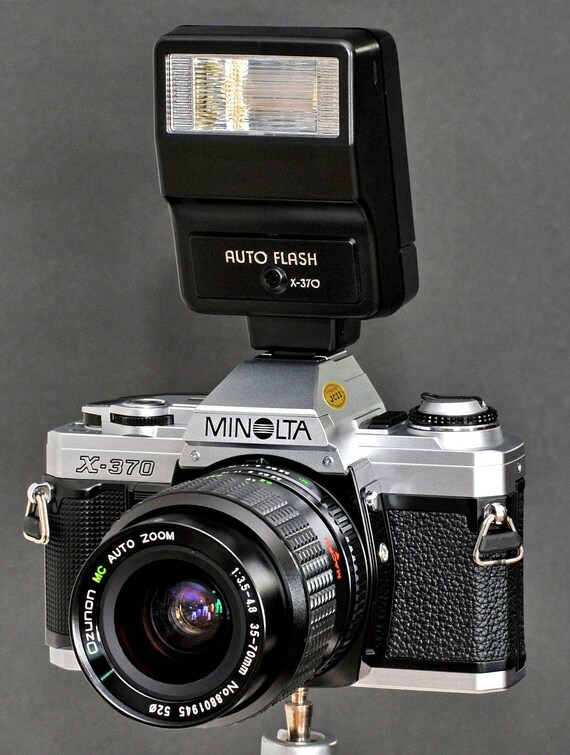 Minolta X370 35mm SLR Camera Flash & Minolta MD 3570mm