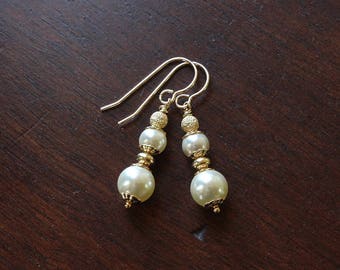 Gold and pearl earrings swarovski pearl earrings drop earrings dangle earrings wedding earrings wedding jewelry elegant earrings white pearl